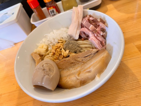 「まぜそば」@煮干らーめん 川むらの写真