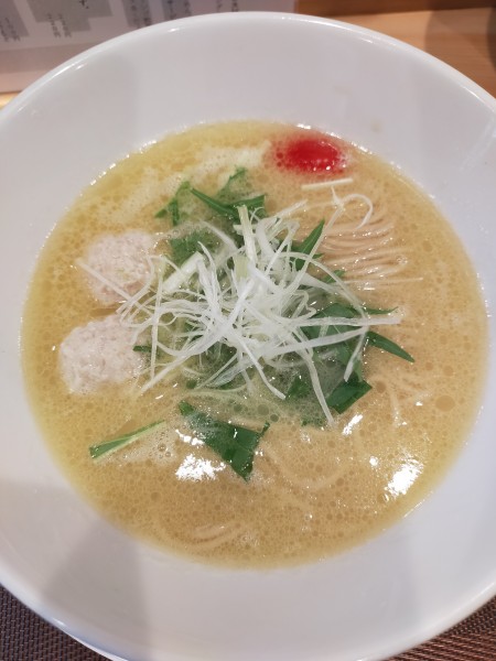 「しおらーめん」@自家製麺ほんまの写真