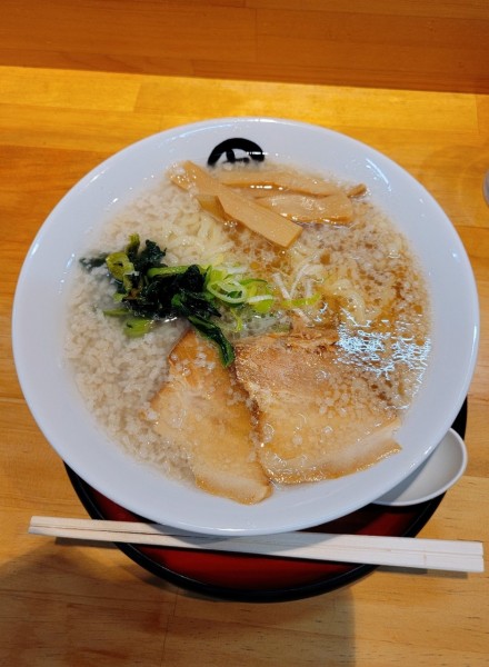 「白の中華そば」@伊藤商店 足利店の写真