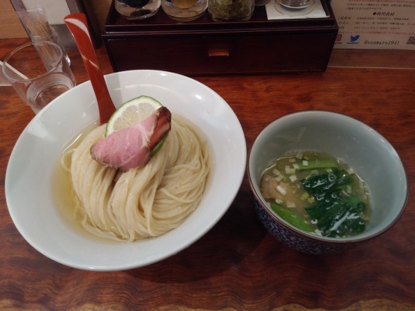 「昆布水つけ麺　大盛り　1100+150円」@三馬路 東京店の写真