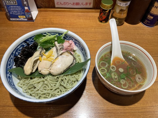 「【限定】牡蠣つけ蕎麦」@寿製麺よしかわ 川越店の写真