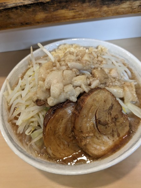 「少ラーメンニンニク多めアブラ」@らーめん 影武者 外伝の写真