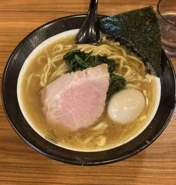 「ラーメン 固め濃いめ少なめ」@百麺 世田谷店の写真
