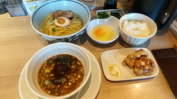 「昆布だし香る昆布水つけ麺800円」@らーめん、肉丼ぶり 吉成鶏白湯 鶏神の写真