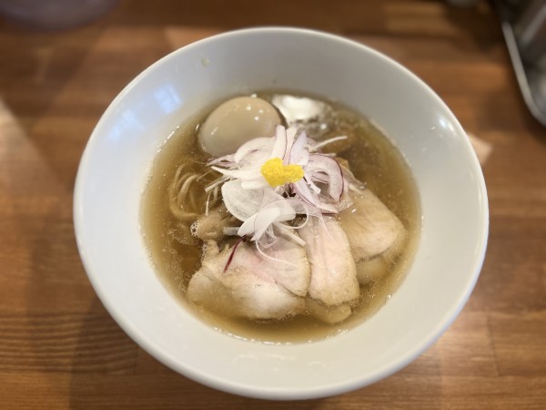 「塩ラー麺880円＋熟成味玉120円」@麺屋 寛の写真