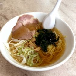 醤油ラーメン(650円)