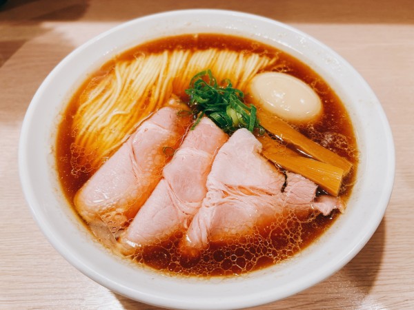 「特製醤油らーめん」@麺笑巧真の写真