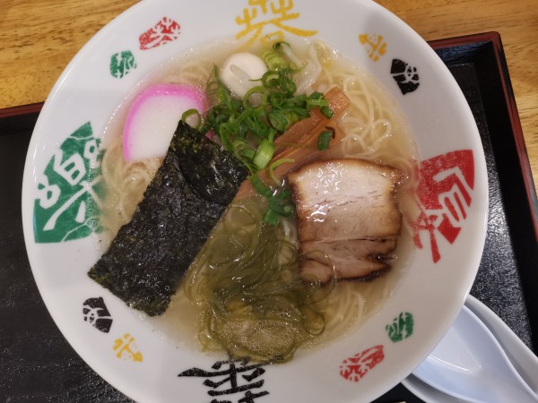 「伯方の塩ラーメン」@伯方の塩ラーメン さんわ 伯方島本店の写真