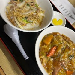 豚細切中華丼＋スタミナラーメン冷やし