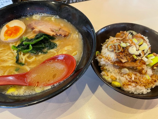 「豚骨醤油 710円」@横浜家系らーめん たけ家の写真