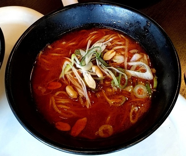 「激辛濃厚タンタン麺」@SARIO 聘珍茶寮 横浜中華街店の写真