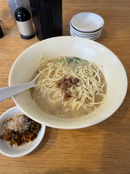 「博多豚骨ラーメン」@幸心堂の写真