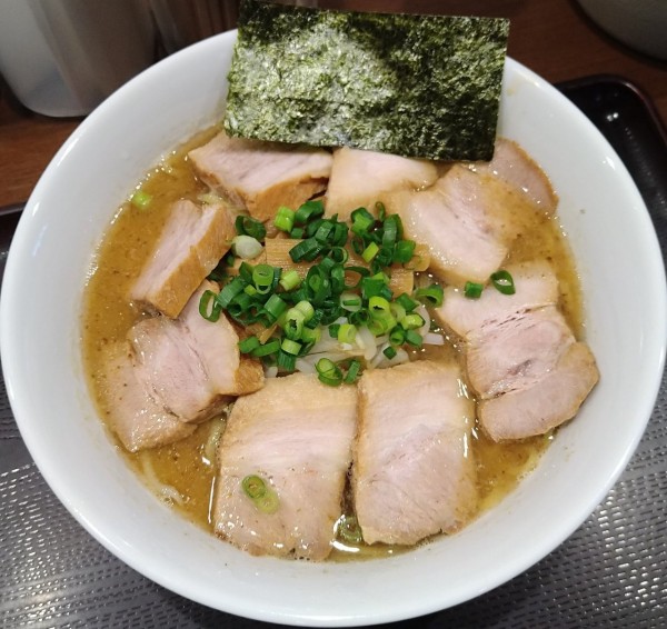 「チャーシュー麺 1050円+大盛り100円」@中華そば おかべの写真