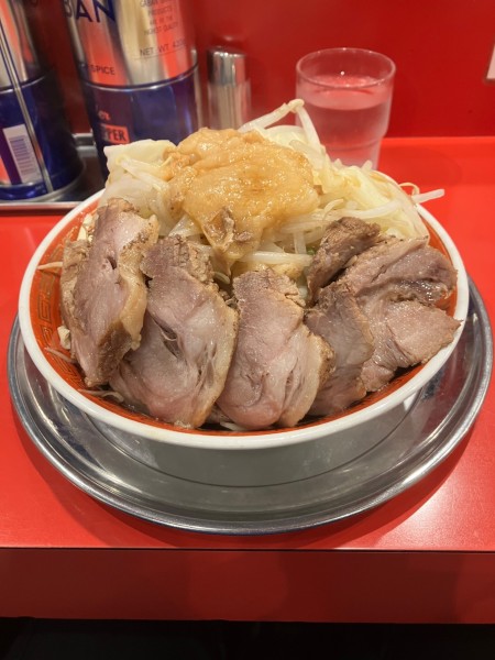 「小豚ラーメン　ヤサイマシ　アブラ　削り節」@ラーメンタロー 大森の陣の写真