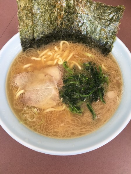 「ラーメン並(750円)」@本牧家 本店の写真