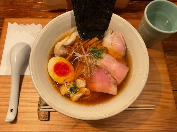 「醤油ラーメン＋トッピング」@Homemade Ramen 麦苗の写真