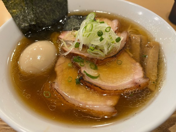 「淡麗醤油」@麺道 ひとひらの写真