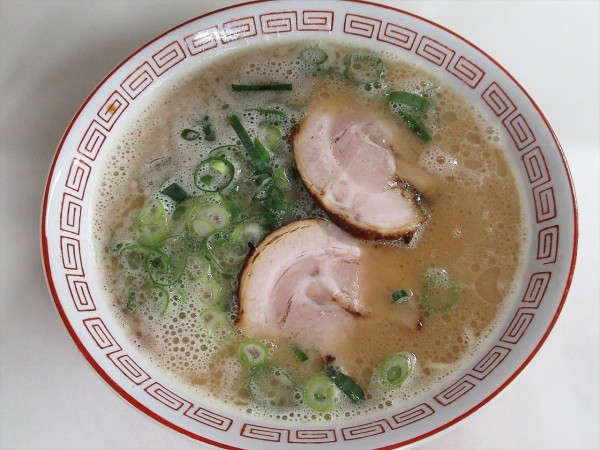 「ラーメン(750円)」@長浜一番の写真