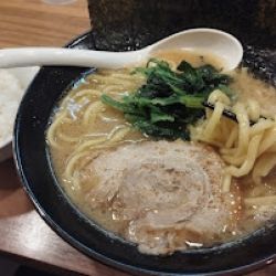 豚骨ラーメン(醤油)(760)