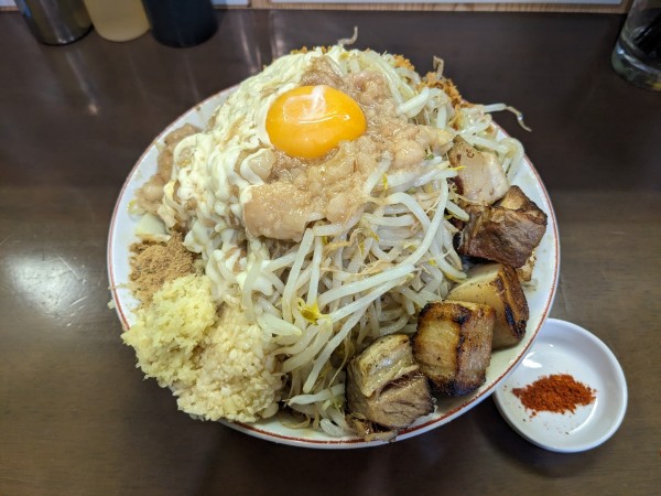 「汁なし（全マシ）　930円」@自家製麺 まさきの写真
