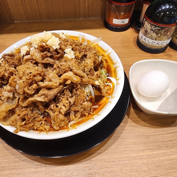 「特製爆牛ラーメン」@大阪スタミナ牛肉ラーメン わだ 西池袋店の写真