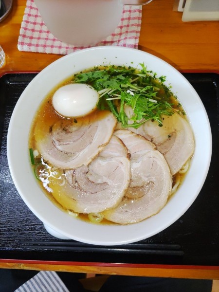 「チャーシューめん+味玉 メンマ抜き」@自家製ラーメン 菊屋食堂の写真