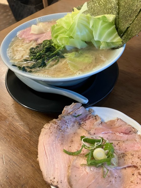 「チャーシュー麺 キャベツ」@横濱家系らーめん 元喜家 かほく店の写真