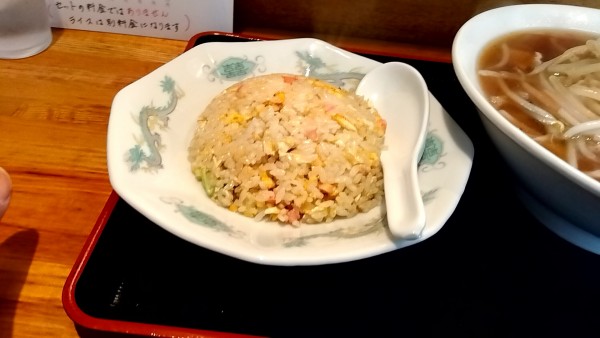 「半チャーハン（３５０円）」@来集軒の写真