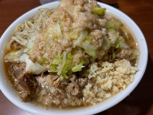 「らーめん+ほぐし豚」@D麺の写真