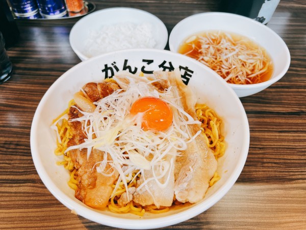 「悪魔肉と塩味の悪魔肉の油そば」@元祖一条流がんこ 総本家(二代目)の写真