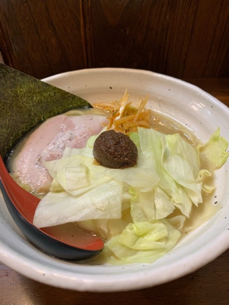 「熟成練り醤油ラーメン」@『   』（無銘）の写真