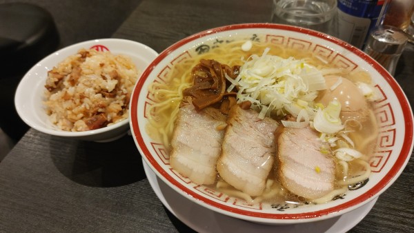「中華そば(玉子入り)・麺の大盛り・特製肉めし(カタメ)」@田中そば店 蒲田店の写真