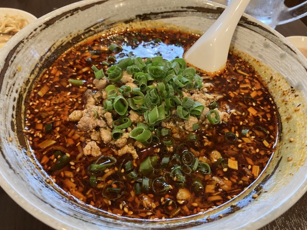 「名物激辛ラーメン」@中国料理 桜花亭の写真