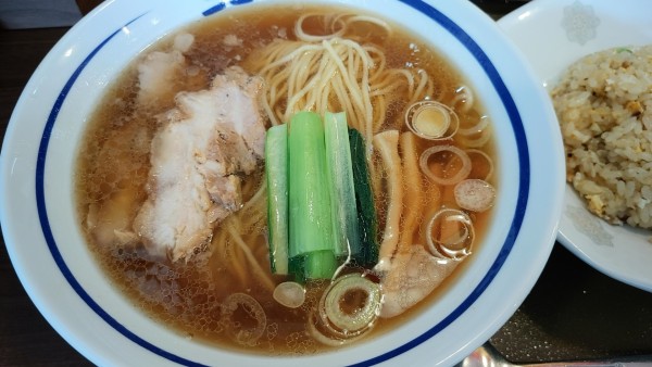 「煮干し醤油らーめん」@三宝亭 長野安曇野店の写真