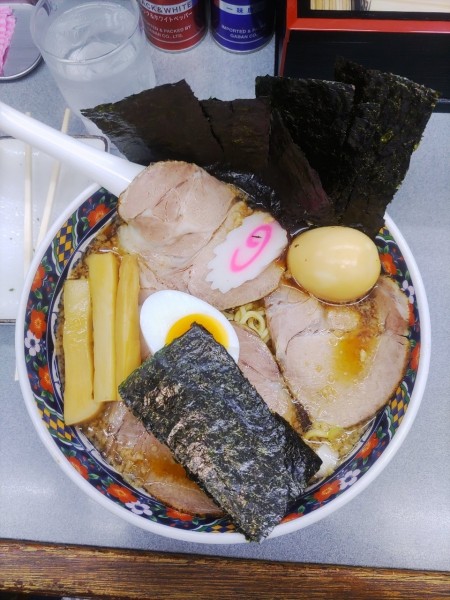 「正油拉麺+味付玉子+のり」@玉川大盛軒の写真