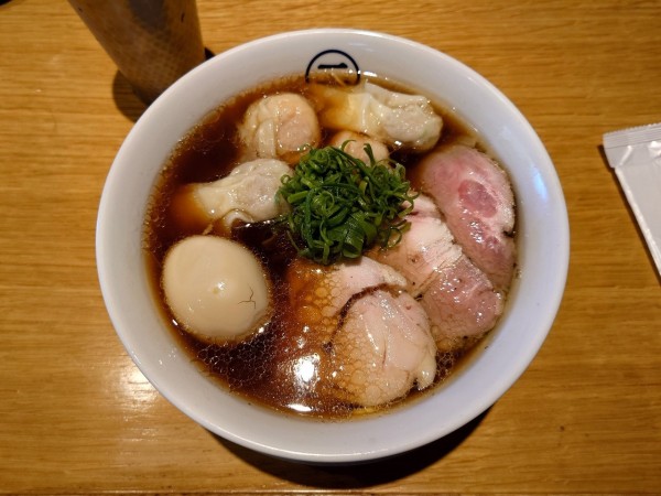 「特製わんたん麺」@中華そば 二階堂の写真