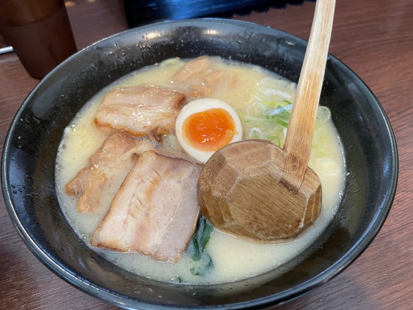 「白湯らーめん」@らーめん本郷亭 名駅店の写真