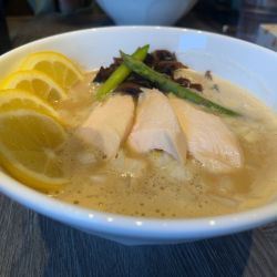 濃厚洞窟ラーメン + レモン