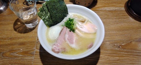 「特製濃厚中華そば（塩）（1200円）」@中華そば やま福の写真