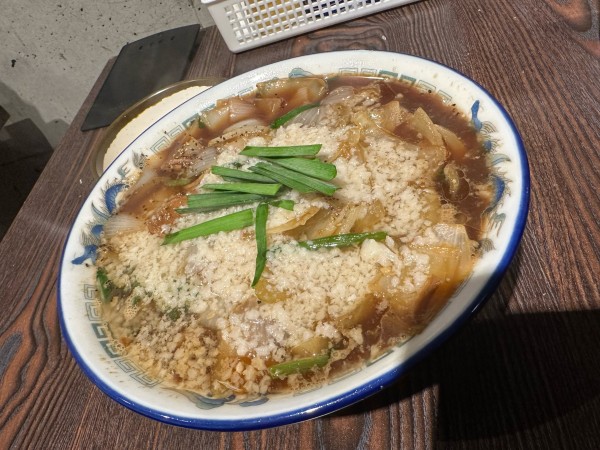 「スタミナラーメン+生卵」@スタミナラーメンのかたの写真