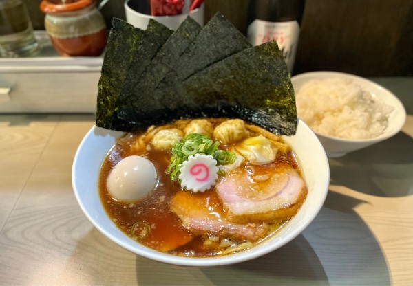 「特中華そば¥1150、海苔¥100、白めし¥150」@横浜中華そば 維新商店の写真