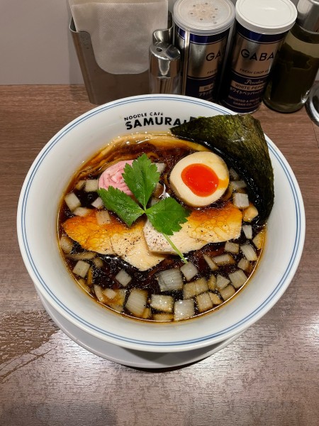 「侍中華そば(880円)」@NOODLE CAFE SAMURAIの写真