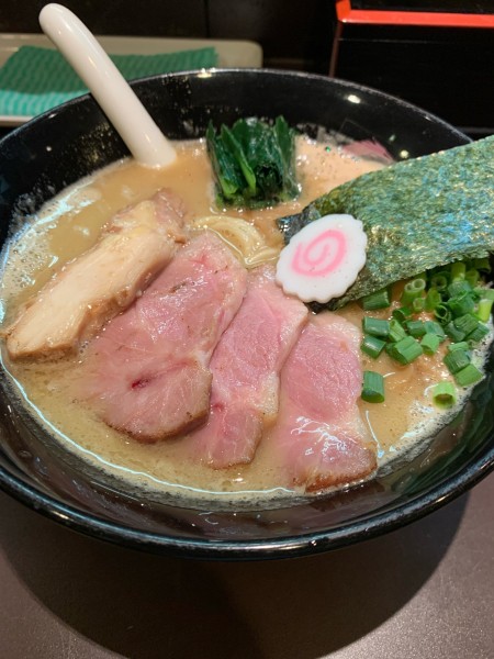 「焼豚白湯そば」@おおぜき中華そば店の写真