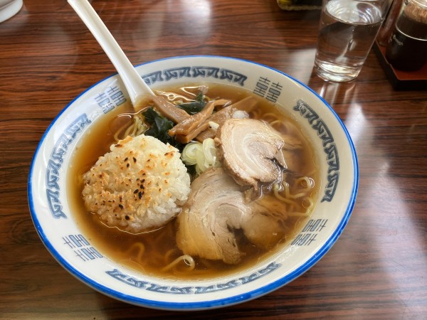 「焼干しラーメン」@市場らーめんの写真