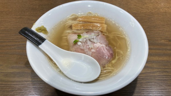 「牡蠣塩らぁ麺」@RAMEN and TSUKEMEN Number.6の写真