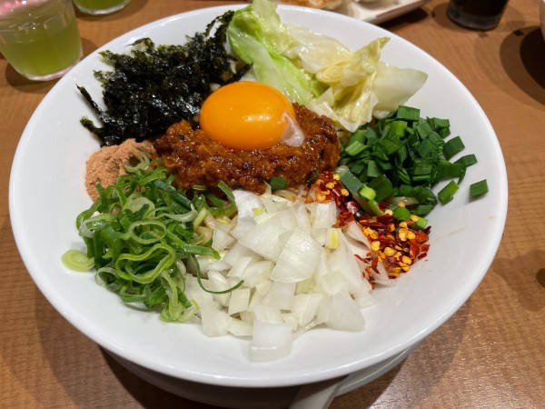 「台湾まぜそば」@熟成醤油ラーメン きゃべとん 沼津学園通店の写真