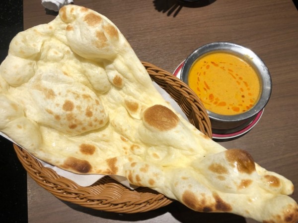 「チキンカレー辛口ナン1200」@SITA 祐天寺店の写真