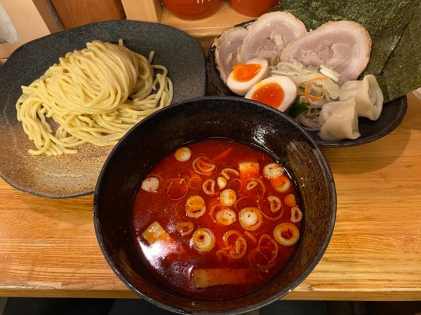 「辛味味噌つけ麺＋特製＋のり」@つけ麺屋 やすべえ 赤坂店の写真