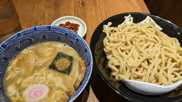 「辛つけ麺」@六厘舎 大崎店の写真