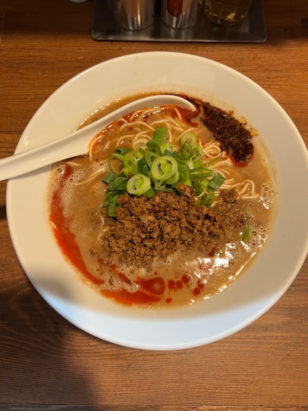 「金ゴマ担々麺930円」@担担麺しかないお店の写真